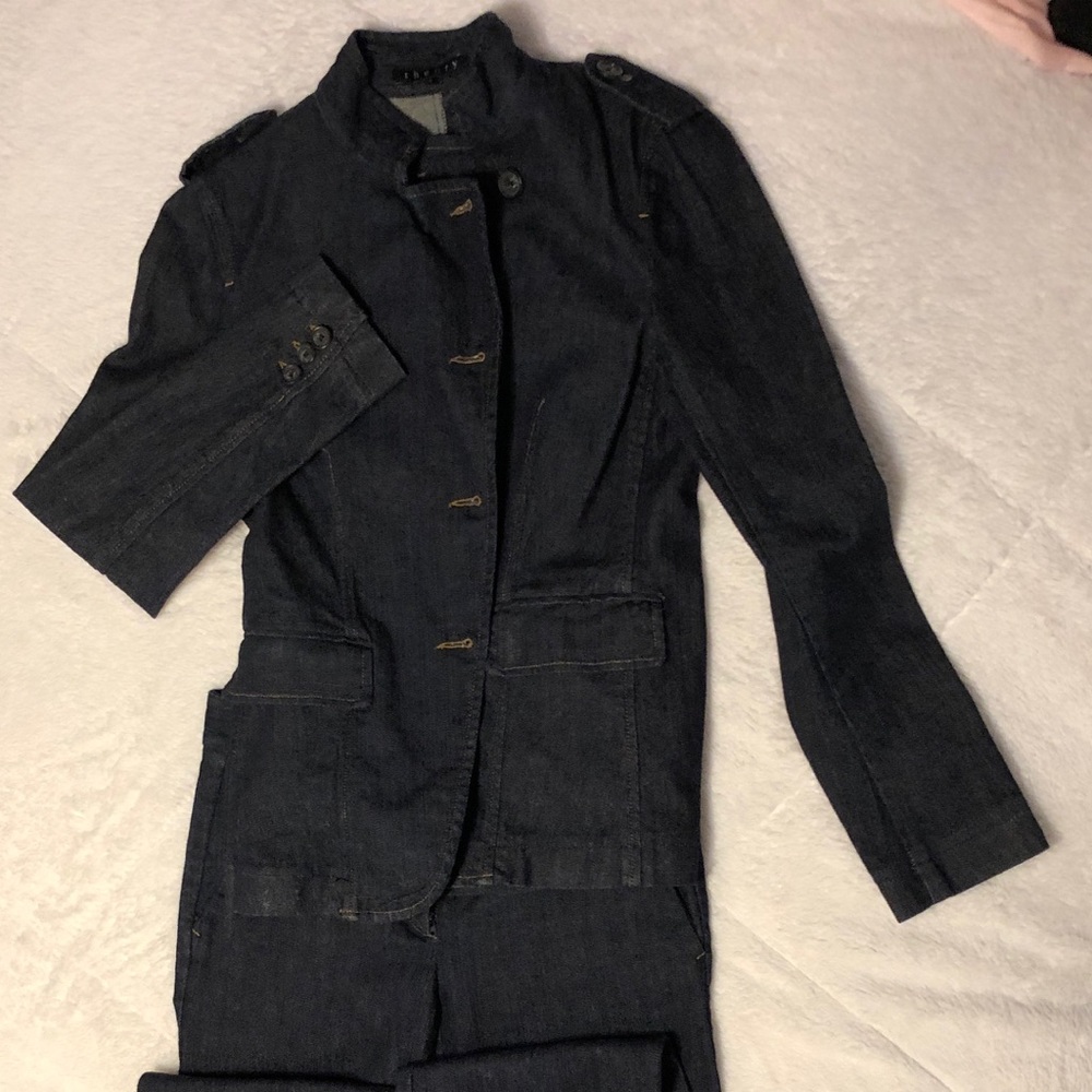 Theory soft Jean pants with Blazer .